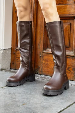 Boots Chelsea bruin