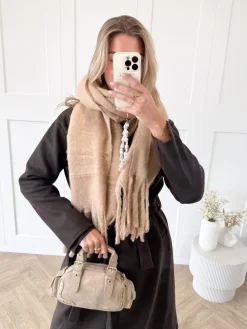 Cozy sjaal camel
