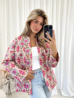 Jas Maeve roze
