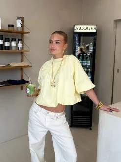 Jess blouse butter yellow