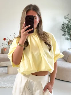 Jess blouse butter yellow