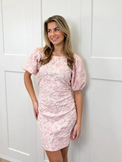 Jurk Carmen roze