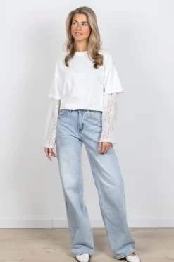 Lace sleeve shirt wit