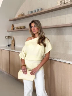 Levi top butter yellow