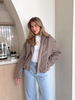 Madelief jas taupe