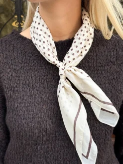 Mini dots sjaal