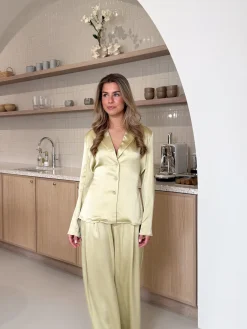 Pantalon satin Fem olive green