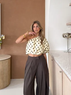 Polkadots top one sleeve top geel