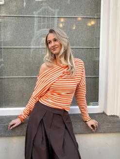 Top Heleen oranje