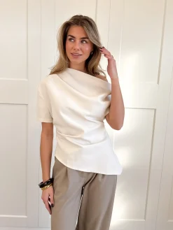 Top off shoulder Candice creme