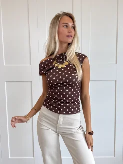 Top Valerie bruin