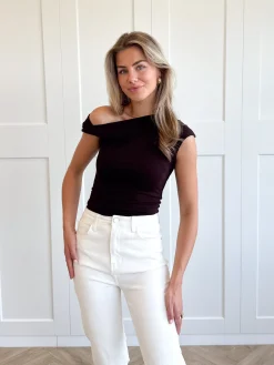 Top Yael bruin