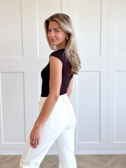 Top Yael bruin
